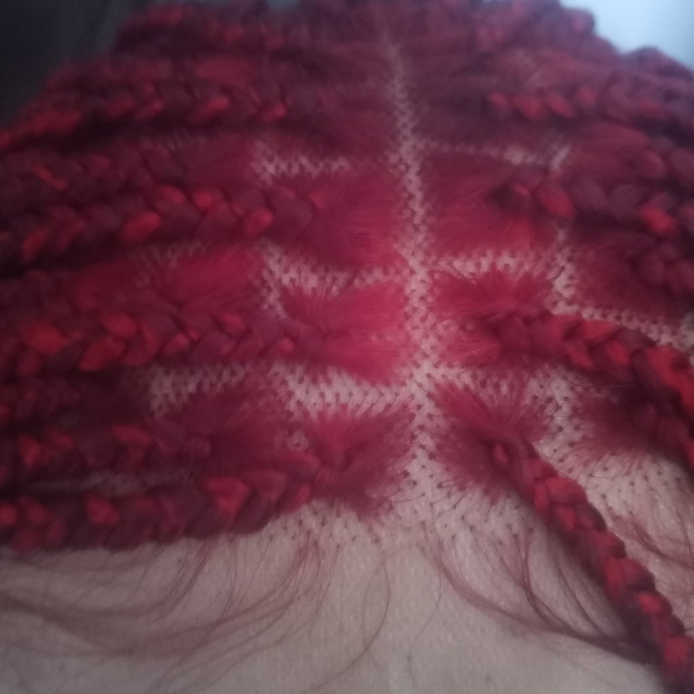 Red braided wig - Picture 6 of 6